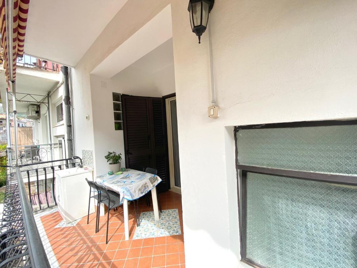 Casa Vacanze Rosy ジャルディーニ・ナクソス エクステリア 写真